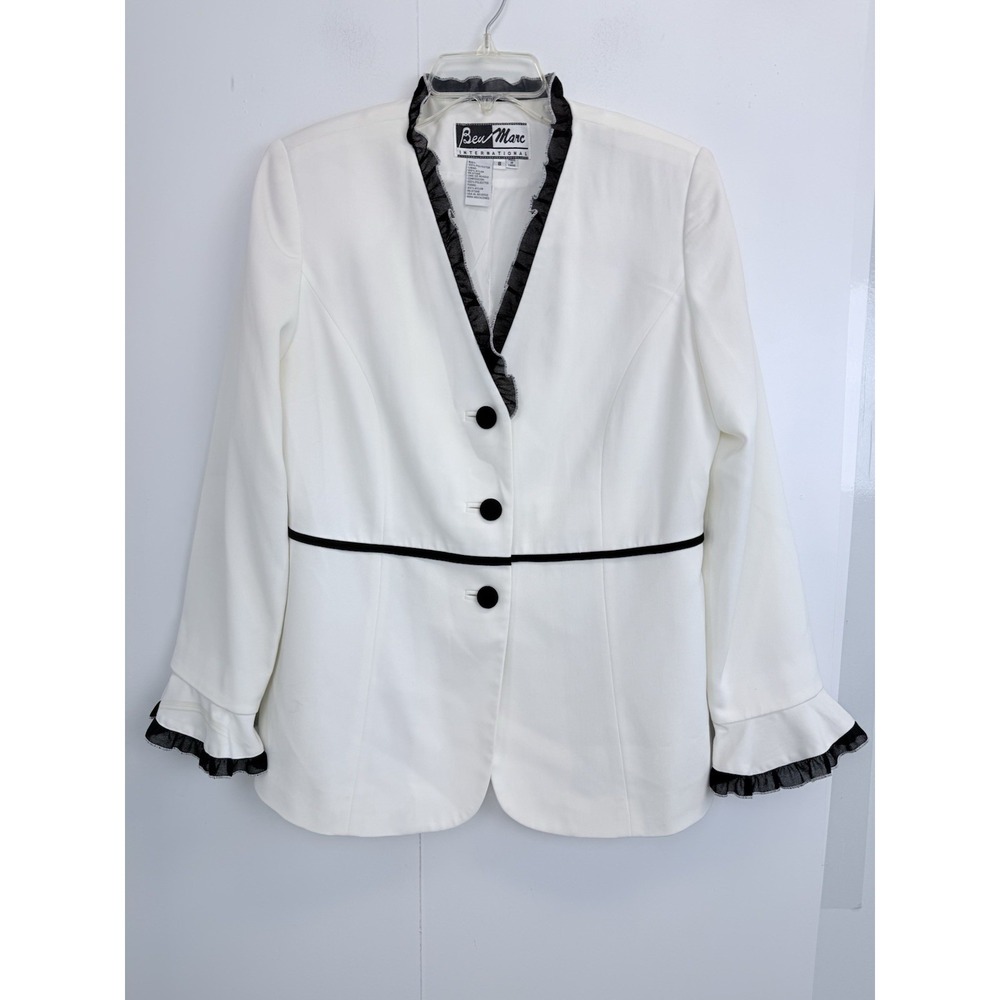 Ben Marc International Jacket Women's Size 8 White w/Black Trim 3 Button Blazer